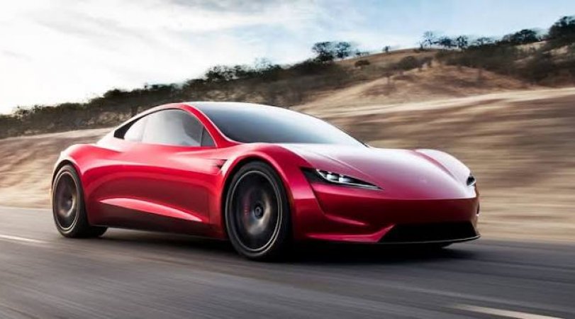 <p>Tesla Roadster üçün nəhayət tarix açıqlandı: 9 illik gözlənti sona çatır</p>
